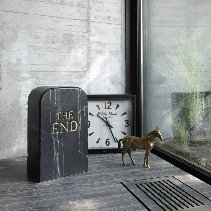 Gufram-The-End-Black-Pouf-by-Toiletpaper-Roomset_800x